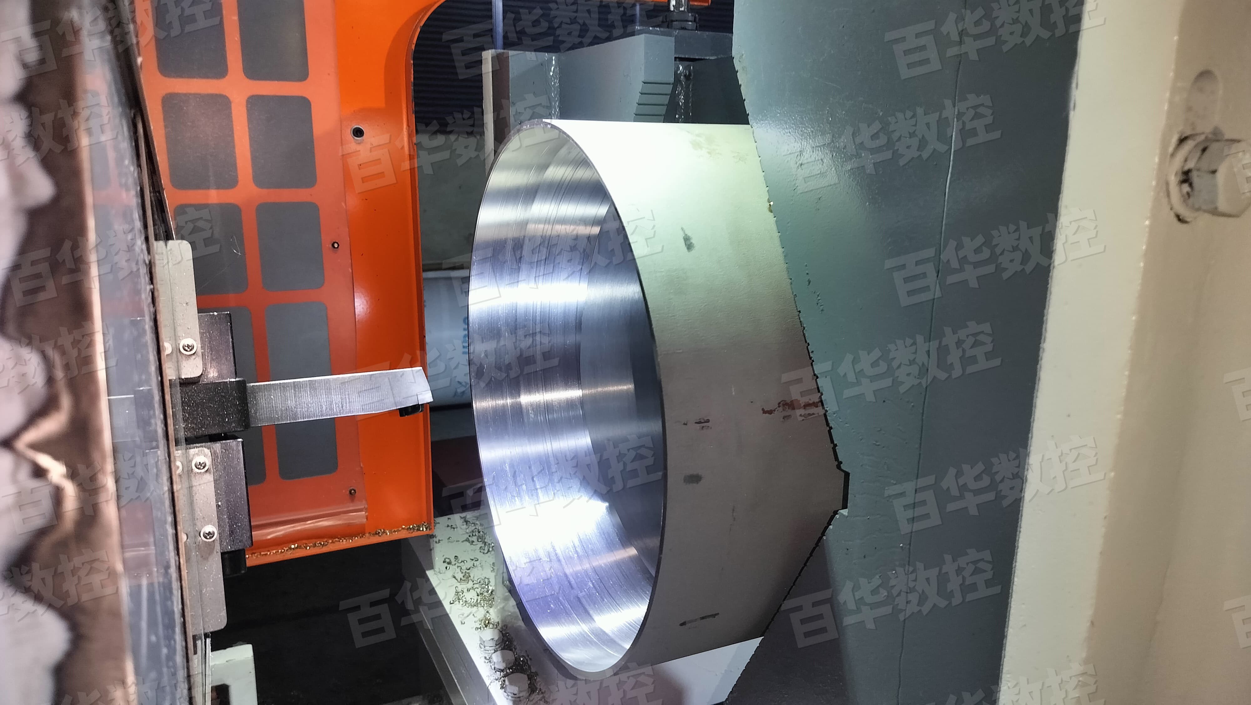 百华 PEM数控管道高速坡口机交付华东高端钢结构企业 (1).jpg