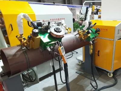 PAW-150管道及压力容器全位置焊接机器人